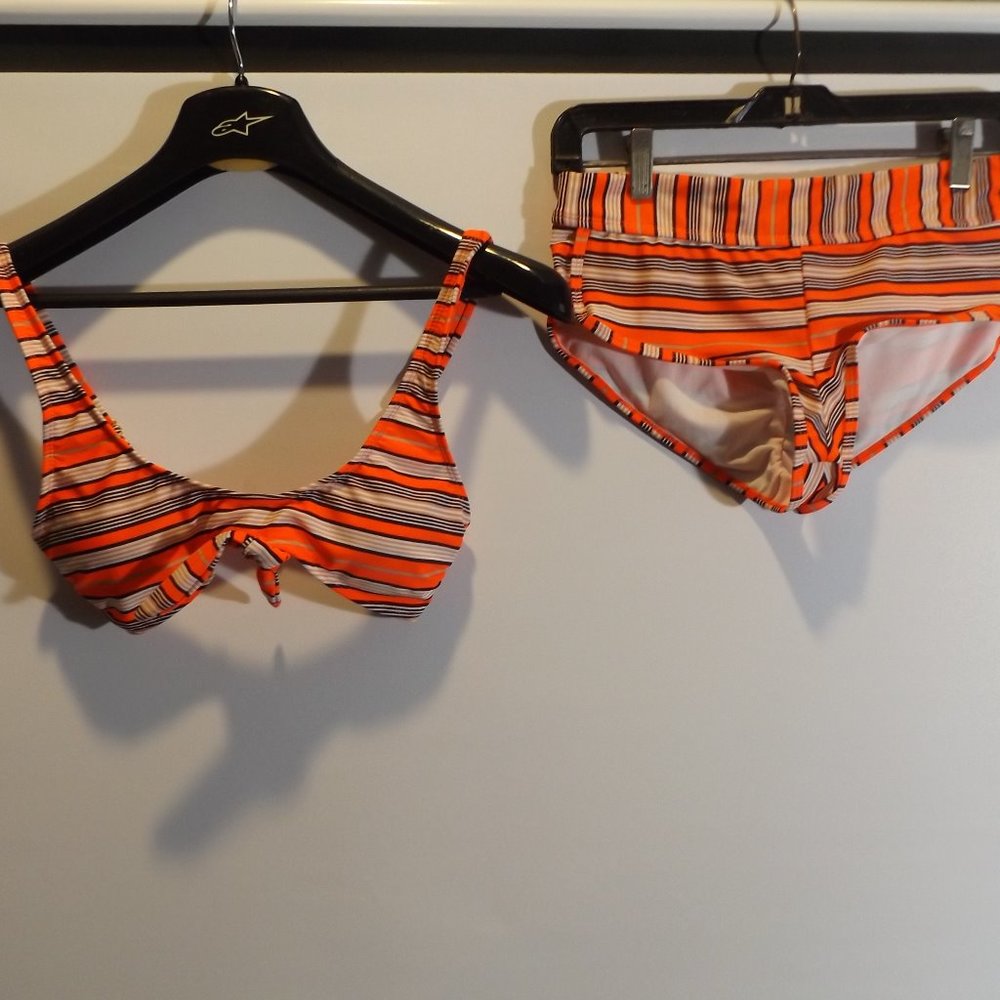 HOT WATER 2 Pc. Bathing Suit